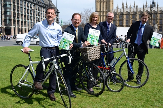 Get Britain Cycling report and e-petition